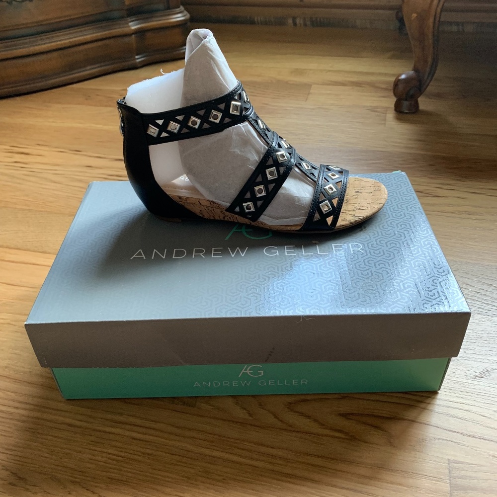 Andrew Geller Black Sandals - Size 6M
